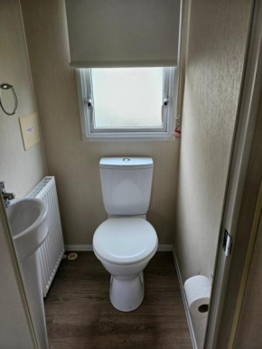 Beautiful 10 Berth Caravan